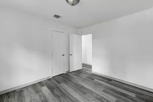 1404 SE 12th St, Mineral Wells, TX 76067 - Photo 17