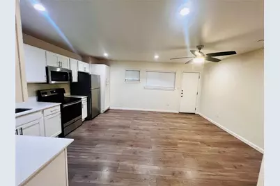 5010 San Jacinto #204, Dallas, TX 75206 - Photo 3