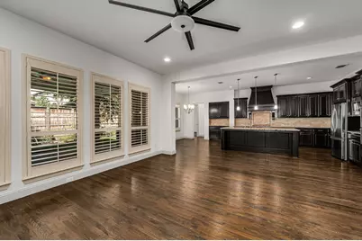 679 Flagstone Drive, Irving, TX 75039 - Photo 15