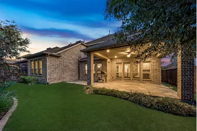 679 Flagstone Drive, Irving, TX 75039 - Photo 9