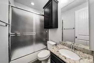 679 Flagstone Dr, Irving, TX 75039 - Photo 33