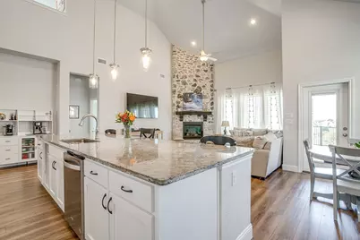 10371 Trail Ridge Drive, Fort Worth, TX 76126 - Photo 9