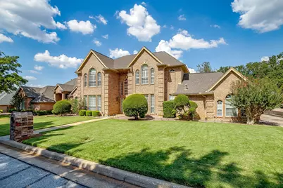 2801 Pomponessett Drive, Arlington, TX 76001 - Photo 1