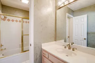 2801 Pomponessett Dr, Arlington, TX 76001 - Photo 31