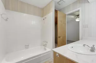 105 Alsbury Blvd, Burleson, TX 76028 - Photo 23