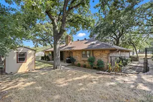 105 Alsbury Blvd, Burleson, TX 76028 - Photo 31