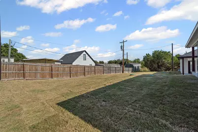 3402 Hilltop Road, Granbury, TX 76048 - Photo 39