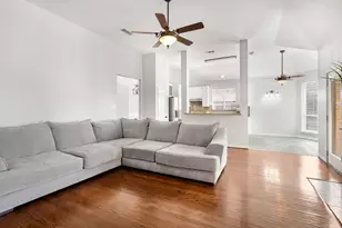 2401 Manchester Dr, Carrollton, TX 75006 - Photo 9