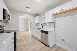 5209 Whistler Dr, Fort Worth, TX 76133 - Photo 13