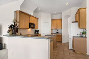 10903 Robincreek Ln, Frisco, TX 75035 - Photo 7