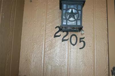 2205 Towne North Drive, Cleburne, TX 76033 - Photo 9