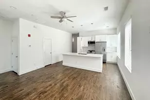 1931 N Prairie Ave, Dallas, TX 75204 - Photo 3