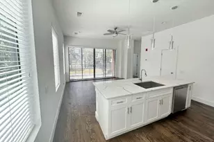 1931 N Prairie Ave, Dallas, TX 75204 - Photo 5