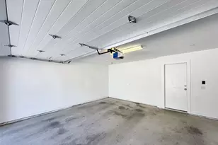 1931 N Prairie Ave, Dallas, TX 75204 - Photo 33