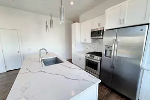 1931 N Prairie Ave, Dallas, TX 75204 - Photo 9