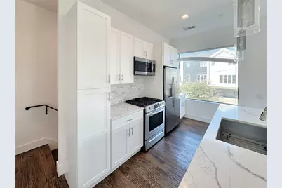 1931 N Prairie Avenue #2, Dallas, TX 75204 - Photo 7