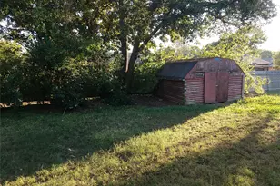 2104 Green Apple Ln, Arlington, TX 76014 - Photo 21