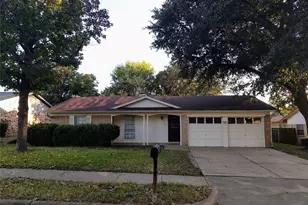 2104 Green Apple Ln, Arlington, TX 76014 - Photo 1