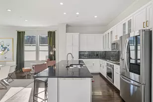 3926 Holland Ave, Dallas, TX 75219 - Photo 15