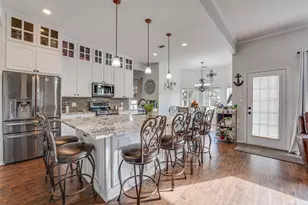 300 Springfield Ln, Red Oak, TX 75154 - Photo 7