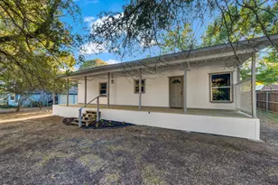 4310 Lucero Dr, Granbury, TX 76048 - Photo 3