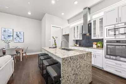 5810 Bryan Parkway #100, Dallas, TX 75206 - Photo 9