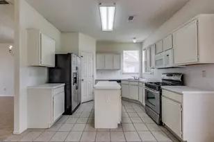 833 Bellflower Dr, Plano, TX 75075 - Photo 5