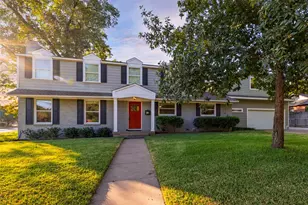 6401 Drury Ln, Fort Worth, TX 76116 - Photo 3