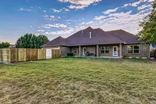 200 Waynell St, White Settlement, TX 76108 - Photo 35