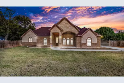 200 Waynell Street, White Settlement, TX 76108 - Photo 1