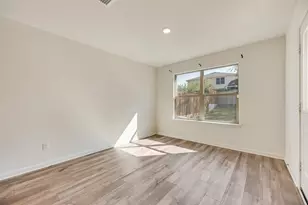 124 Morning Glory, Sanger, TX 76266 - Photo 27