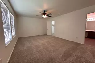 433 Emerald Creek Dr, Fort Worth, TX 76131 - Photo 13