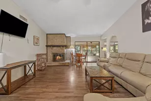 2612 Fallcreek St, Arlington, TX 76014 - Photo 3