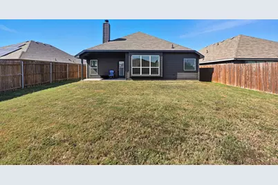 1204 Queens Brook Lane, Fort Worth, TX 76140 - Photo 21