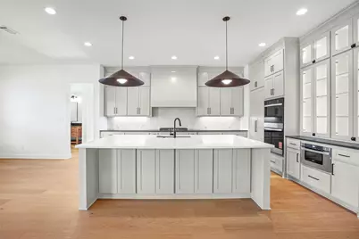 2012 Skylane Drive, Granbury, TX 76049 - Photo 9