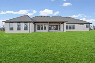 2012 Skylane Dr, Granbury, TX 76049 - Photo 37