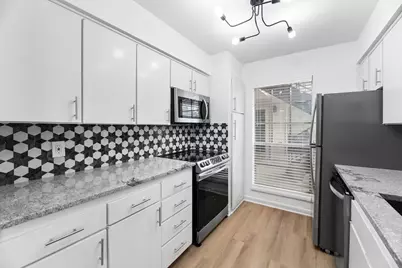 4901 Bryce Avenue #9, Fort Worth, TX 76107 - Photo 9