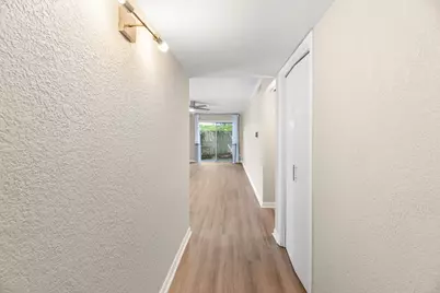 4901 Bryce Avenue #9, Fort Worth, TX 76107 - Photo 5