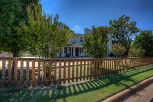 1500 Lipscomb St, Fort Worth, TX 76104 - Photo 3