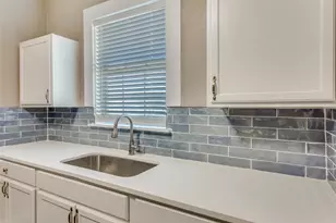 2814 NW 20th St, Fort Worth, TX 76106 - Photo 9