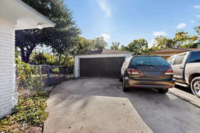 10018 Olmos Drive #10020, Dallas, TX 75218 - Photo 37