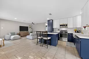 10018 Olmos Dr, Dallas, TX 75218 - Photo 13
