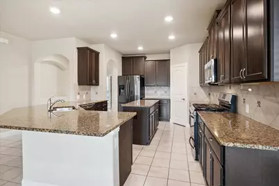 3413 Collingham Street, Frisco, TX 75036 - Photo 9