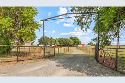 9651 County Road 99 S, Vernon, TX 76384 - Photo 31