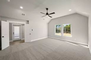 1004 Arbor Hls Ct, Poolville, TX 76487 - Photo 19