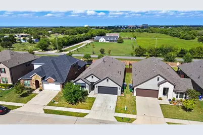 841 Mildren Lane, Fate, TX 75087 - Photo 3