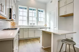 4636 Warwood Ln, Dallas, TX 75219 - Photo 7