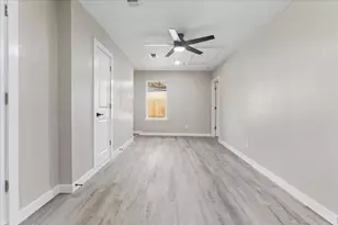 7105 Briardale Dr, North Richland Hills, TX 76182 - Photo 17