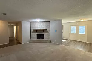 517 Fox Dr, Saginaw, TX 76179 - Photo 5