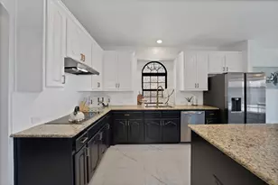 119 Crystal Creek Dr, Red Oak, TX 75154 - Photo 11